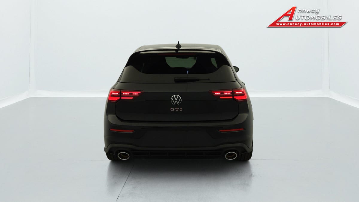 Volkswagen Golf - 8 2.0 TSI 300 DSG7 GTI CLUBSPORT