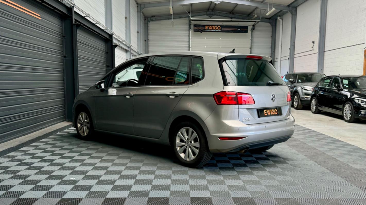 Volkswagen Golf Sportsvan - 1.6 TDI 110 CONFORT LINE BUSINESS