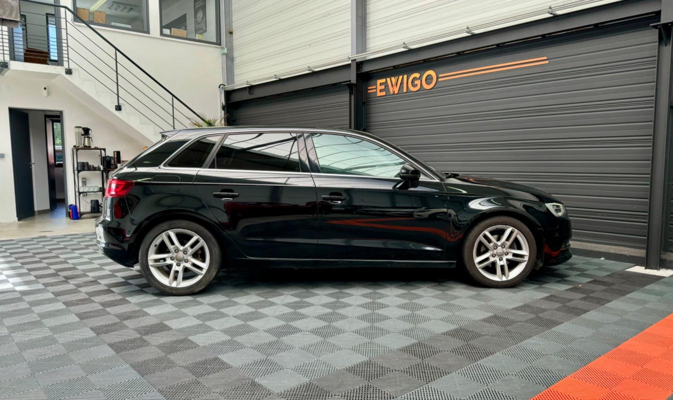 Audi A3 - SPORTBACK 2.0 TDI 150 AMBITION LUXE S-TRONIC