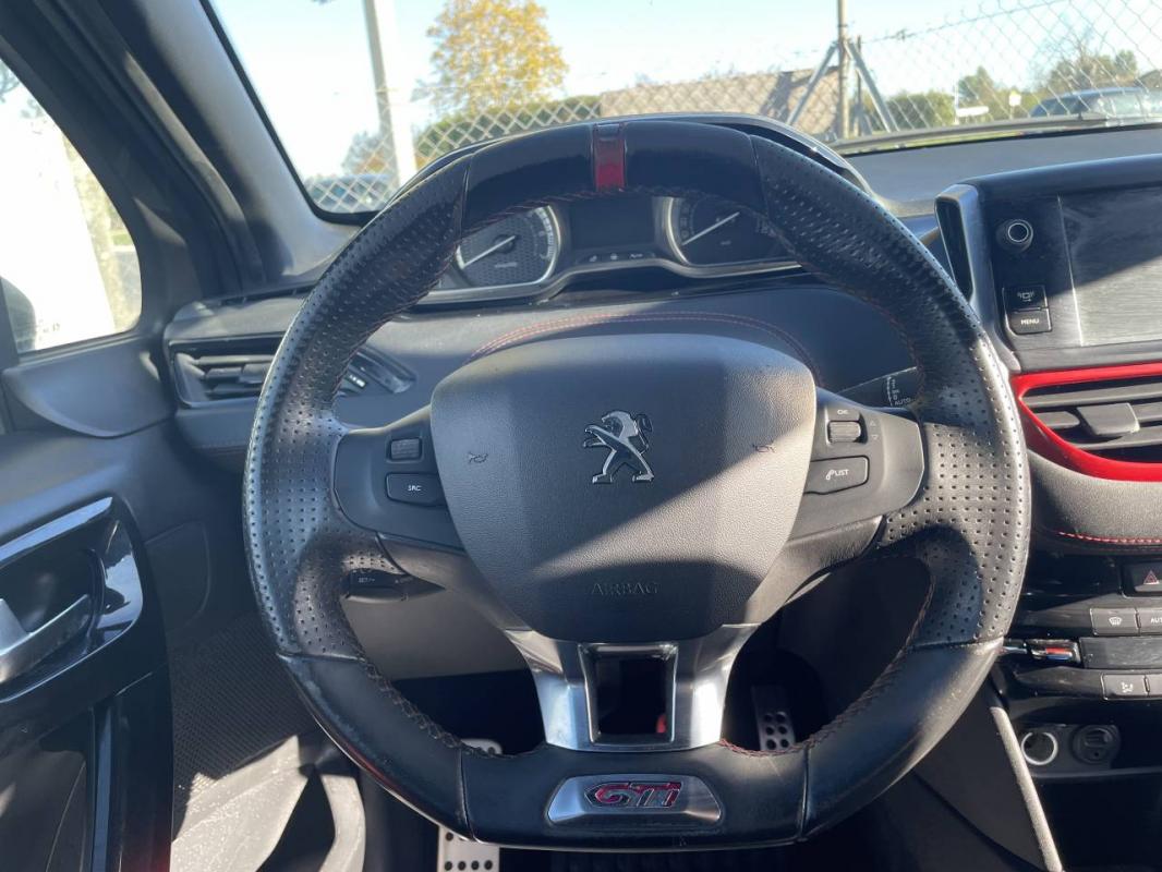 Peugeot 208 - 1.6 THP 200 GTI