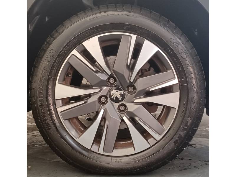 Peugeot 2008 - 1.2 PureTech 110ch S&S BVM5 Allure