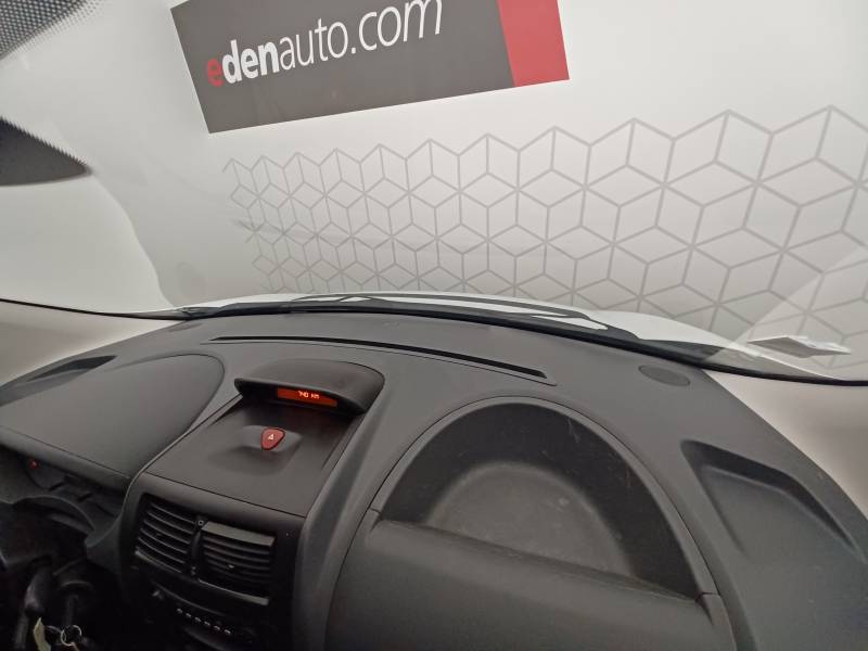 Peugeot Expert - (31) FOURGON TOLE 229 L1H1 1.6 HDI 90 FAP PACK CD CLIM