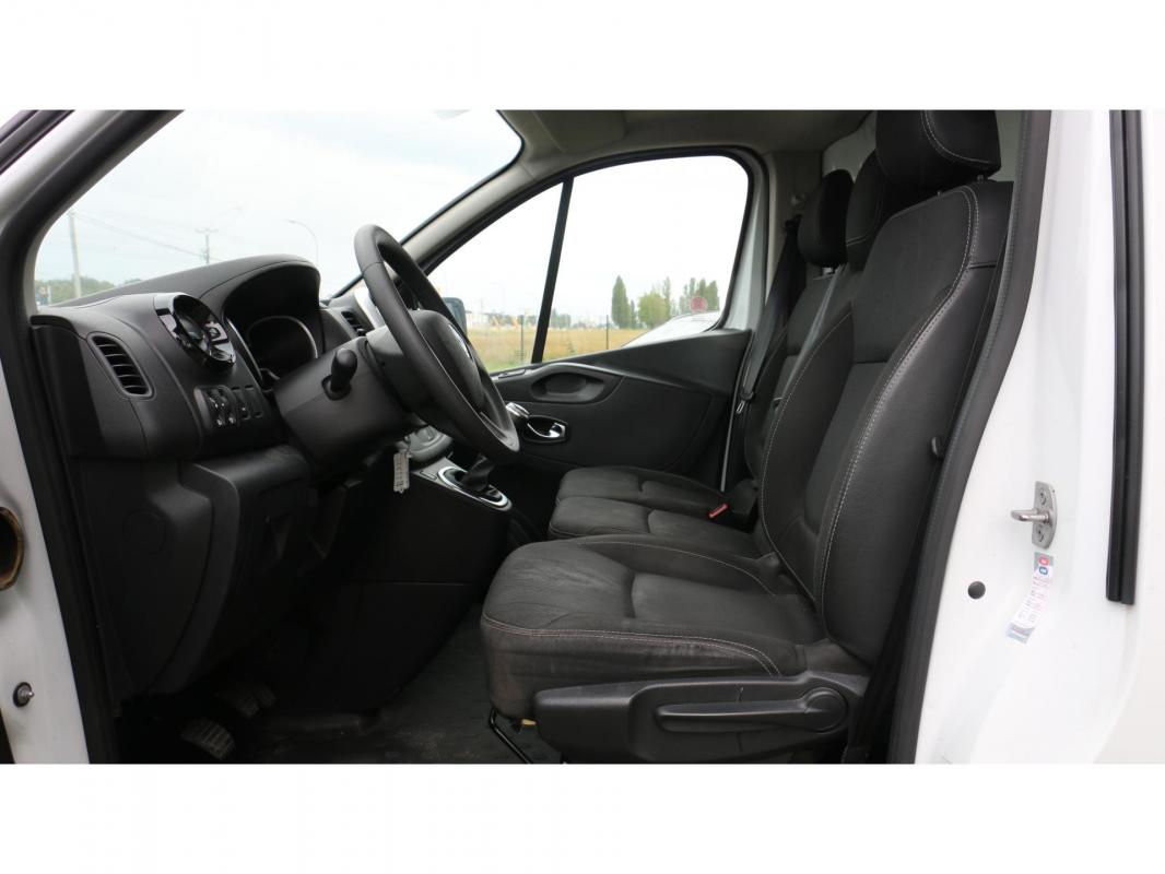 Renault Trafic - L2H1 1300 Kg 2.0 dCi - 120 III FOURGON Grand Confort PHASE 2