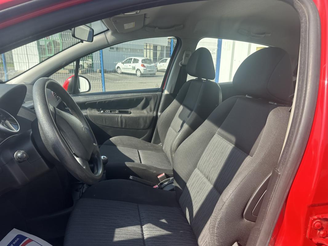 Peugeot 207 - 1.4 hdi 70cv