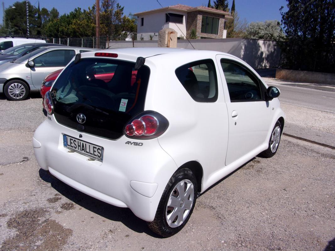 Toyota Aygo - 1.0 VVTI CONFORT