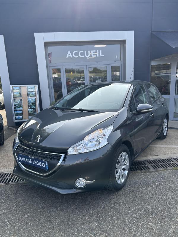 PEUGEOT 208 - 1.2 L 80 CV BVA 5 ACTIVE + ATTELAGE (2013)