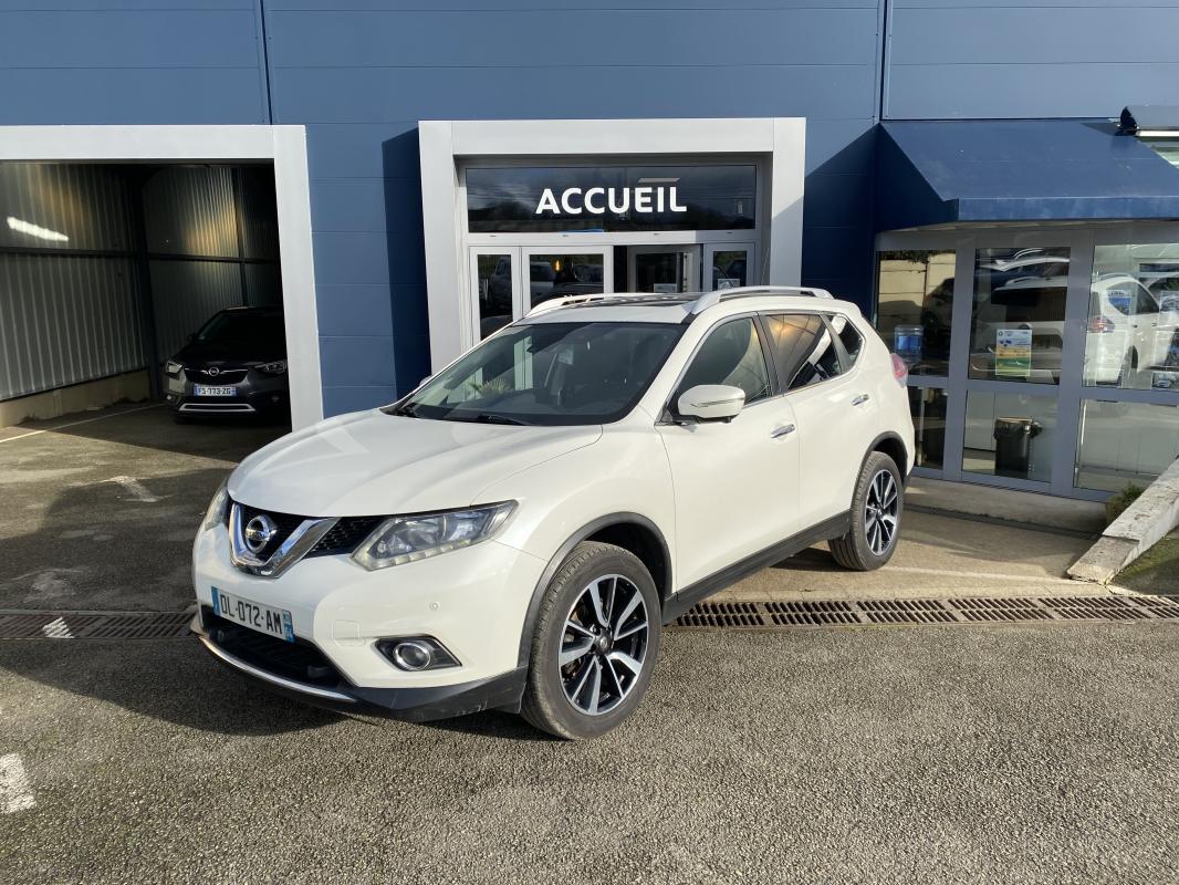 NISSAN X-TRAIL - 1.6 DCI 130 BVM6 CONNECT EDITION - TOIT OUVRANT + ATTELAGE (2014)