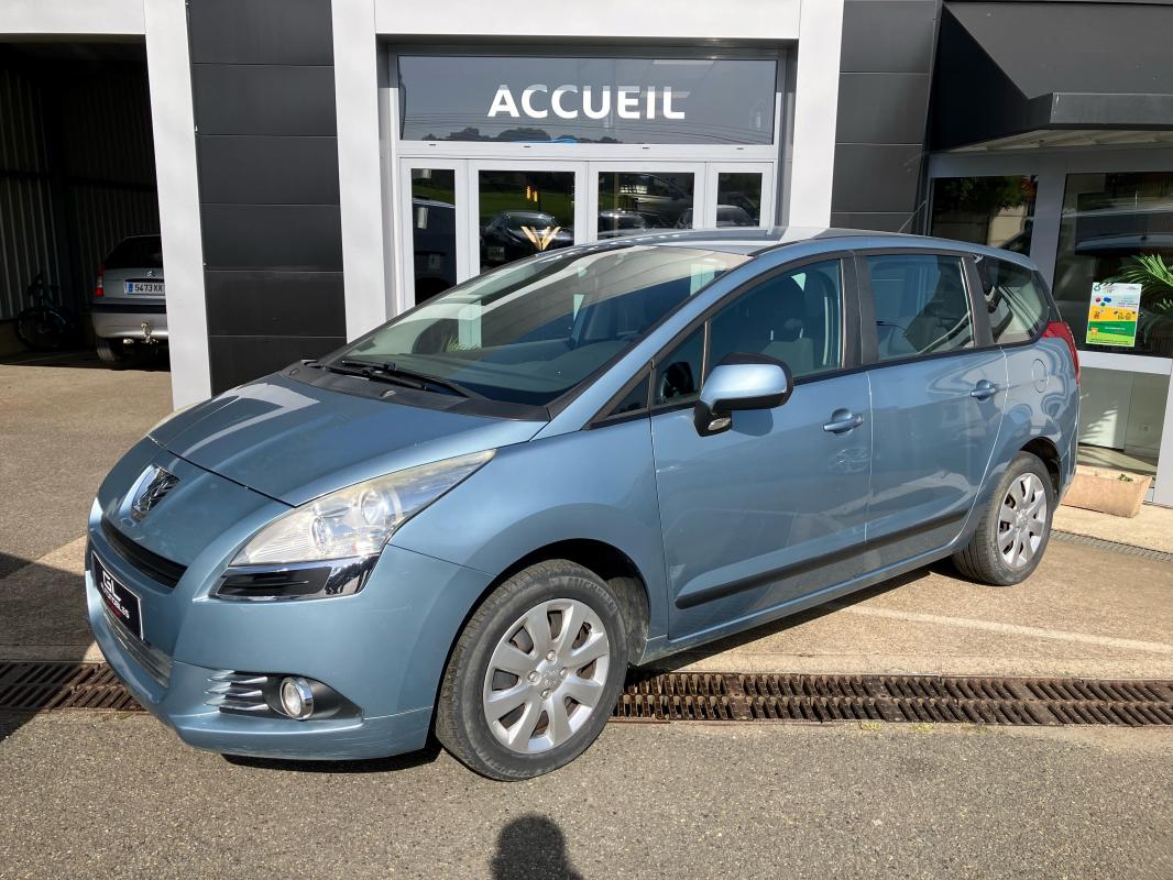PEUGEOT 5008 - 1.6L HDI 112 CV CONFORT PACK BVA (2010)