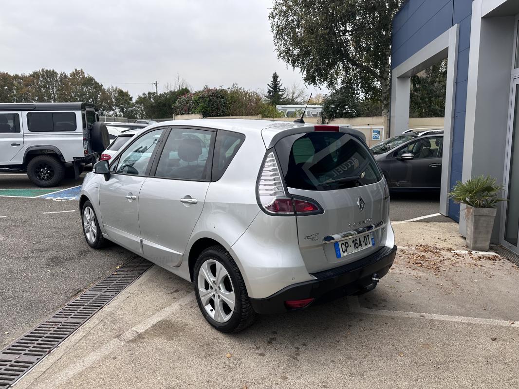 Renault Scénic - III 1.6 DCI 130 CV BOSE EDITION ATTELAGE + CAMERA DE RECUL