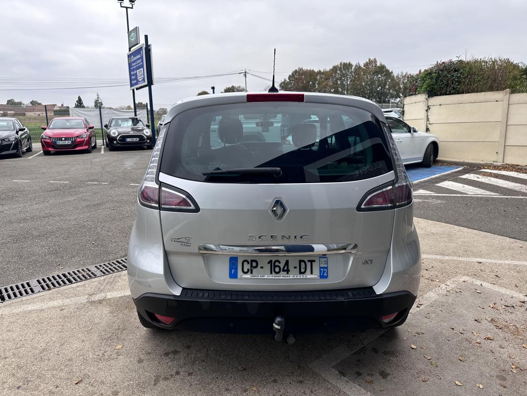 Renault Scénic - III 1.6 DCI 130 CV BOSE EDITION ATTELAGE + CAMERA DE RECUL