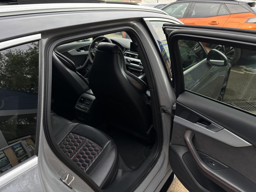 Audi RS4 Avant - 2.9 TFSI 450CV - FR_ TOIT OUVRANT SIEGES CH _