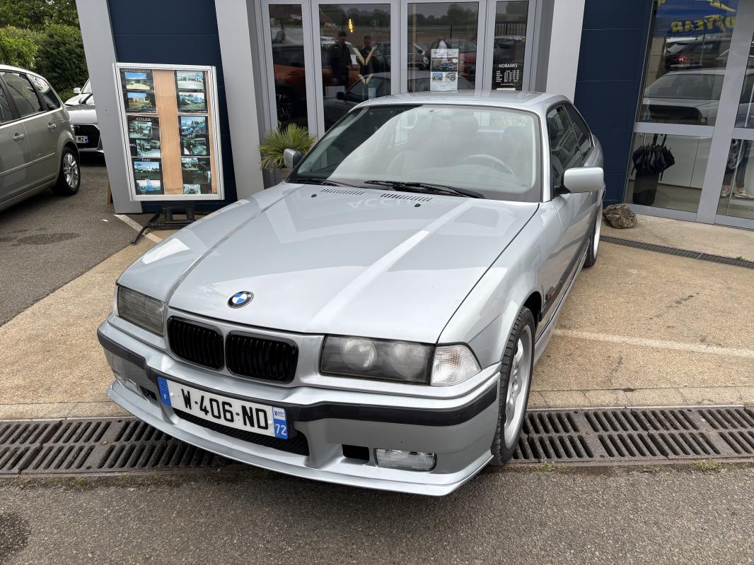 BMW 328 - COUPE E36 PACK M 193CV - A RESTAURER (1995)