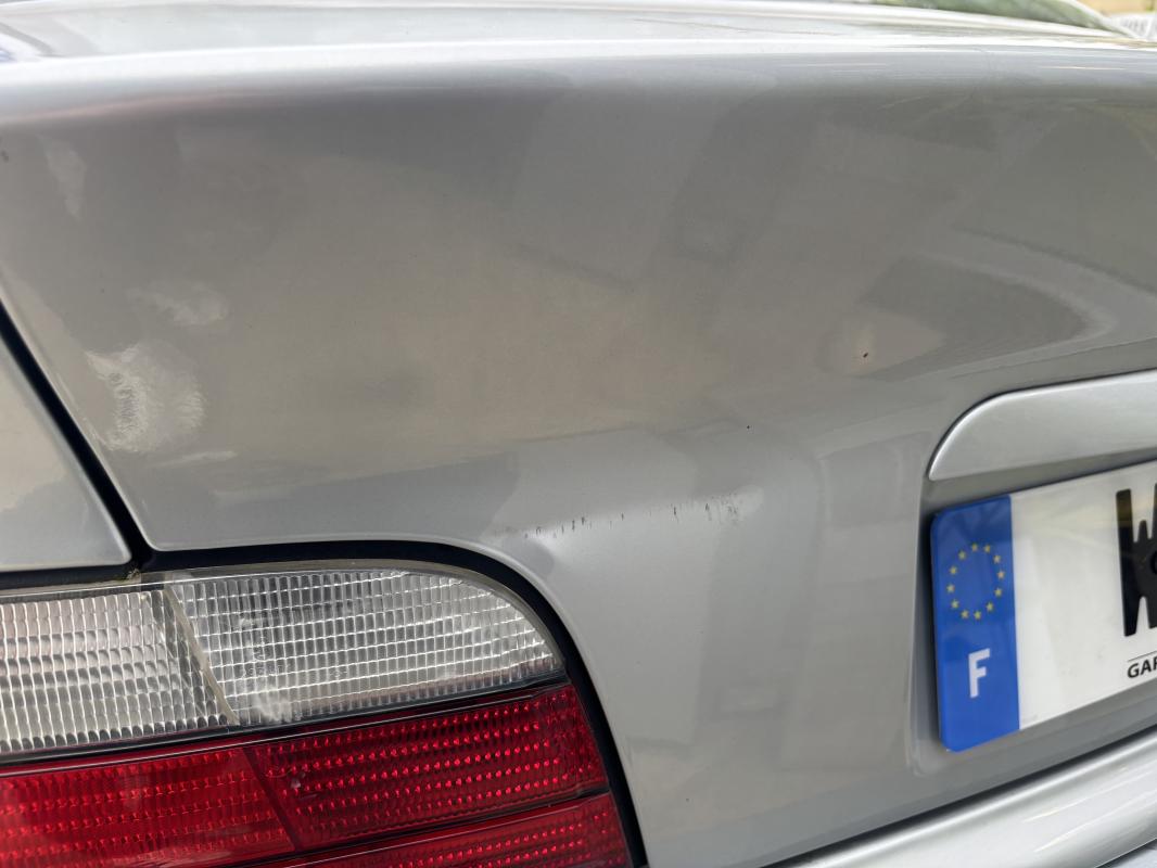 BMW 328 - COUPE E36 PACK M 193CV - A RESTAURER