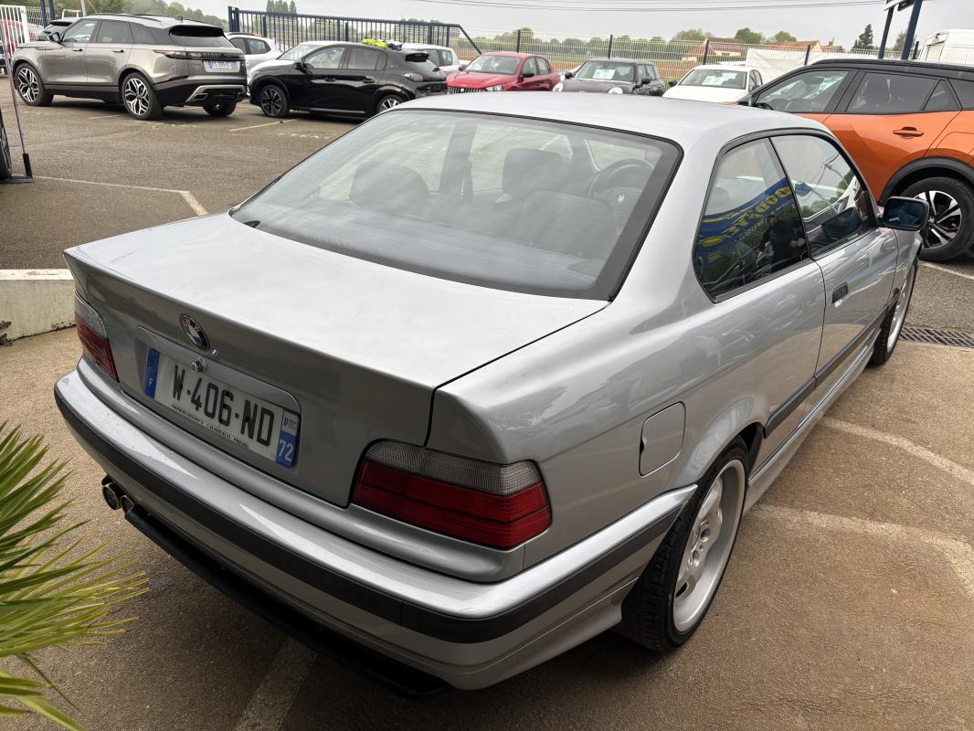 BMW 328 - COUPE E36 PACK M 193CV - A RESTAURER