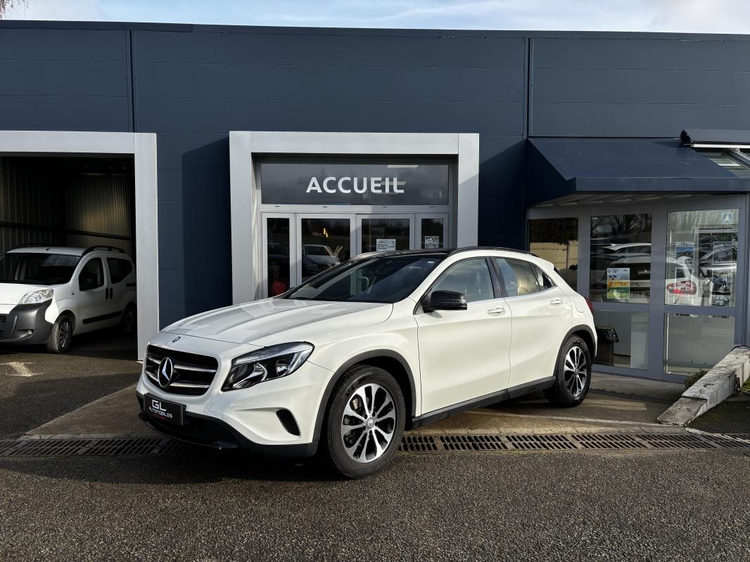 Mercedes Gla - 200 CDI 136CV 2.2 INSPIRATION TOIT OUVRANT + CAMERA DE RECUL + HAYON ELECTRIQUE