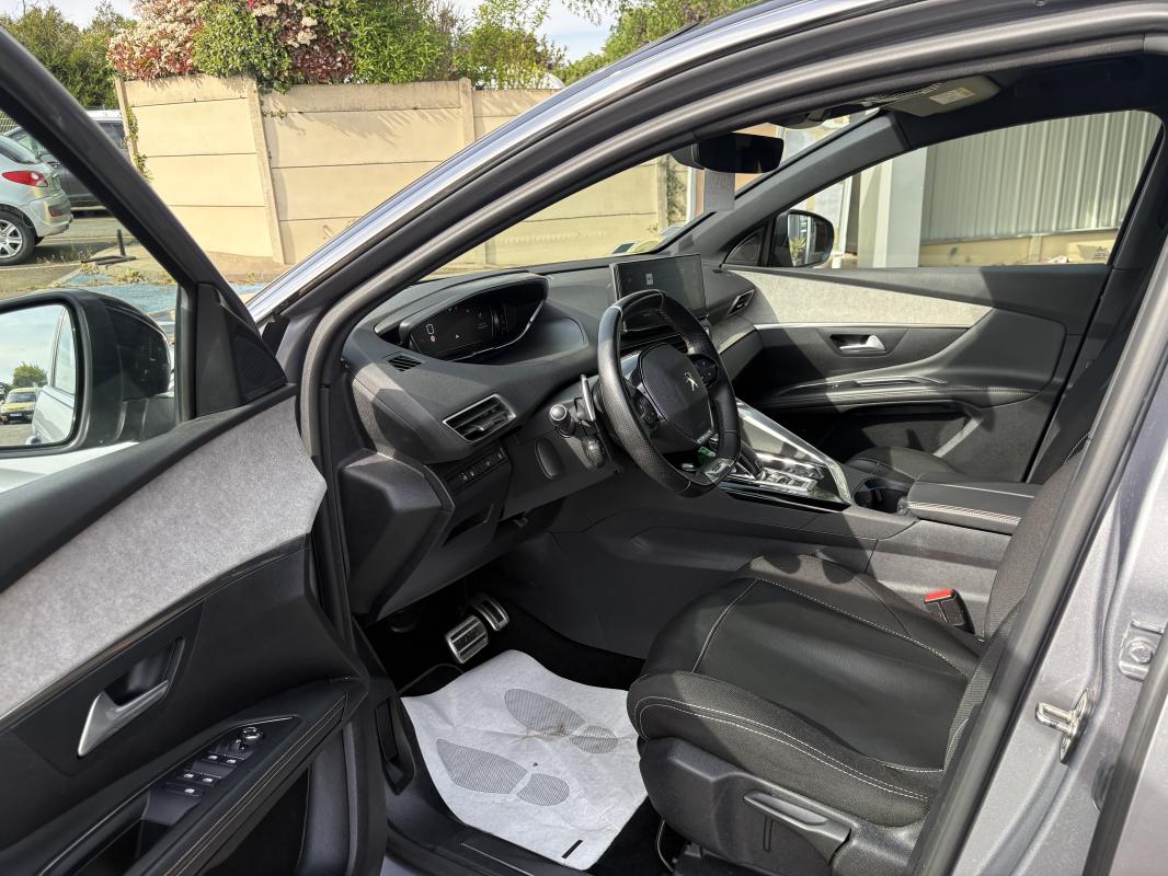 Peugeot 5008 - 1.5L BHDI 130 CV GT 7 PLACES - HOUSSE DE PROTECTION