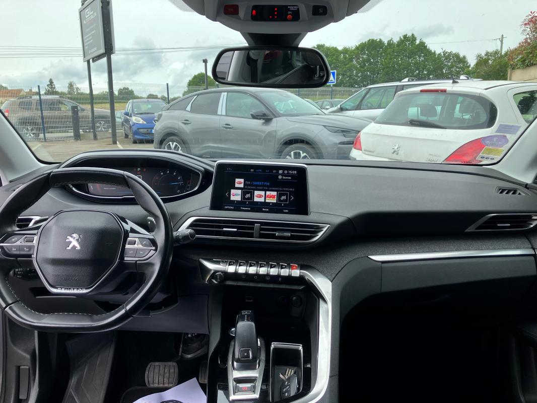 Peugeot 3008 - 1.2 PTEC 130CV ALLURE BUSINESS EAT8