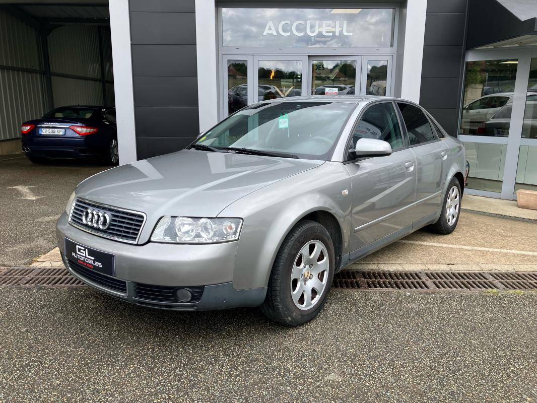 Audi A4 - II 1.6L 102CV BVM 5