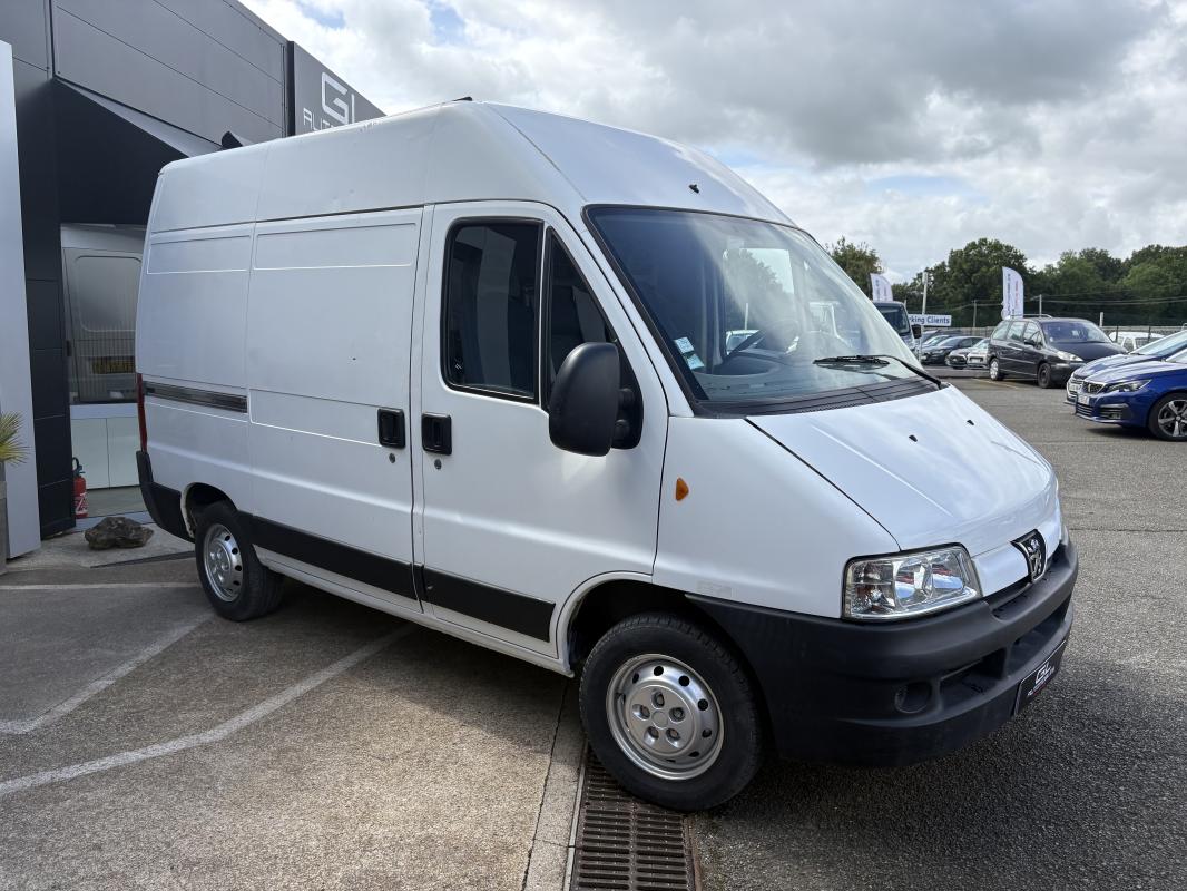 Peugeot Boxer - ph2 2.0i 110cv 3T. CONFORT 3 PLACES TVA RECUPERABLE