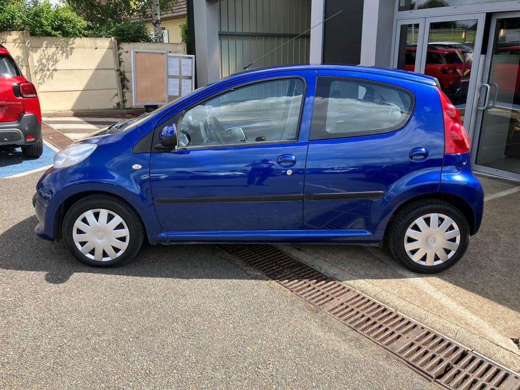 Peugeot 107 - 1.4 HDI TRENDY 5P - CLIMATISATION