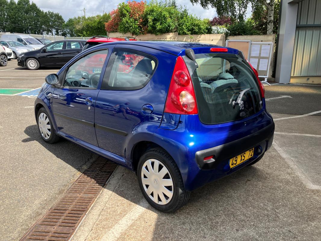Peugeot 107 - 1.4 HDI TRENDY 5P - CLIMATISATION