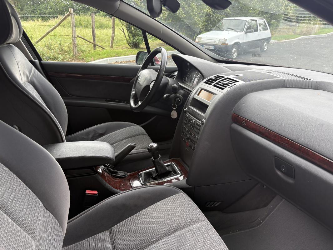 Peugeot 407 - 1.6 HDI 110 - EXECT PK VENTE MARCHAND EXCLUSIVEMENT