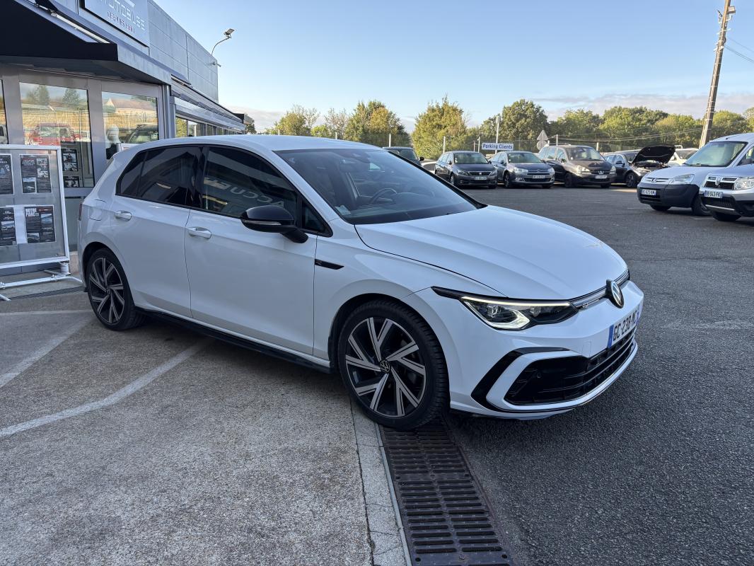 Volkswagen Golf - 2.0L TDI 150 CV R-LINE DSG 7 + ATTELAGE + SIEGE CHAUFFANT ET VOLANT