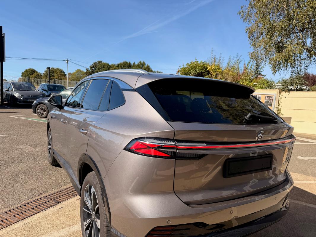 MG EHS - 1.5 HYBRID+ 224CH LUXURY