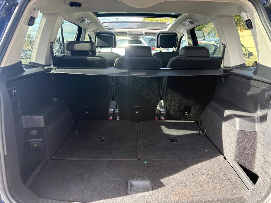 Volkswagen Touran - 2.0 TDI 150 DSG7 7pl confortline - SIEGE CHAUFFANT TOIT OUVRANT