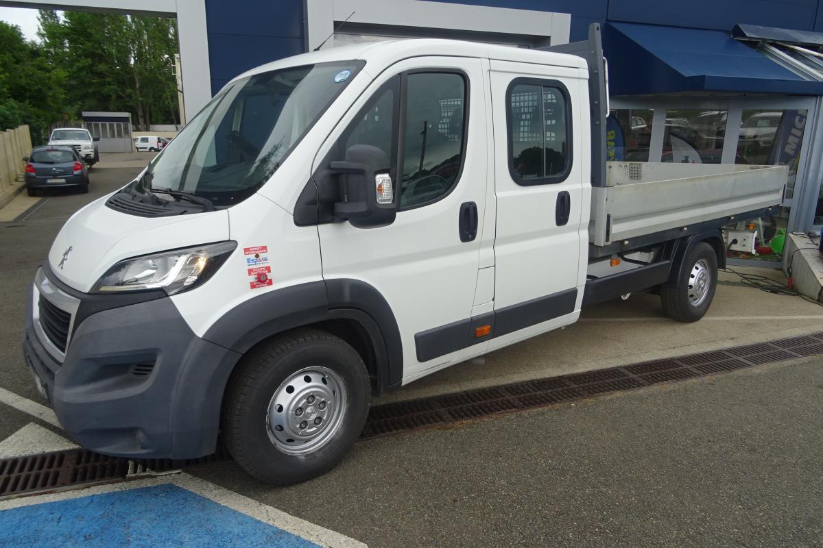 Peugeot Boxer - plateau DOUBLE CAB RALLONGE 2.2HDI 130 BVM6 PRIX TTC